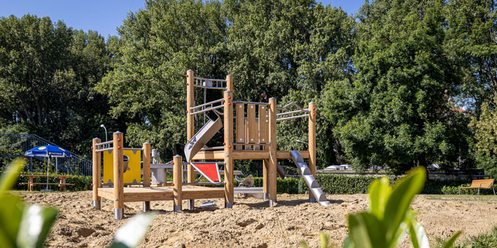 Spielplatz-710x354
